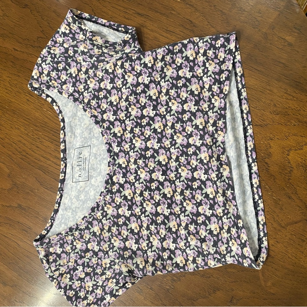 Nollie Floral Patterned Apparel